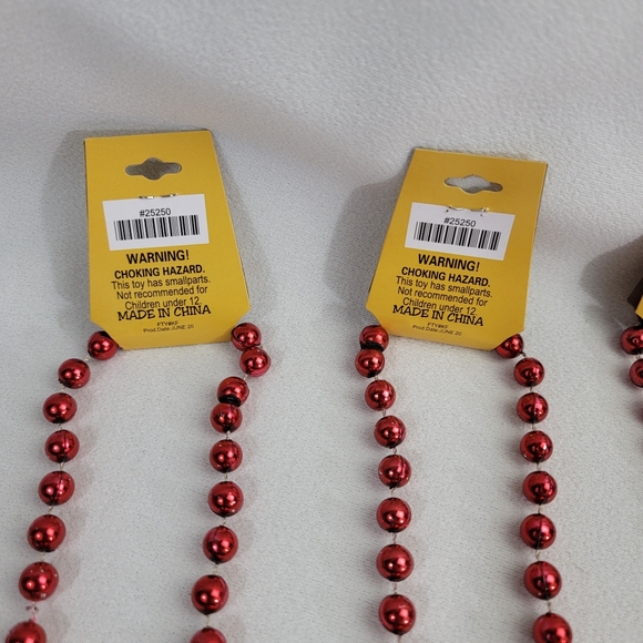 (4) Mardi Gras Bead Necklace - Spiderman - Picture 9 of 13